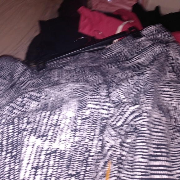 Lady Pants - Picture 2 of 7